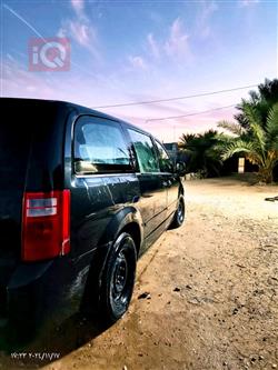 Dodge Caravan